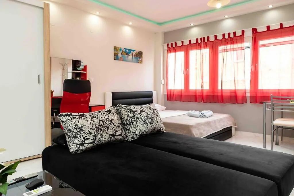 Apartment Luxury Studio In Downtown Thessaloniki